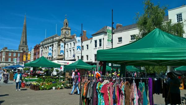 Market in Hereford Hightown in the sun