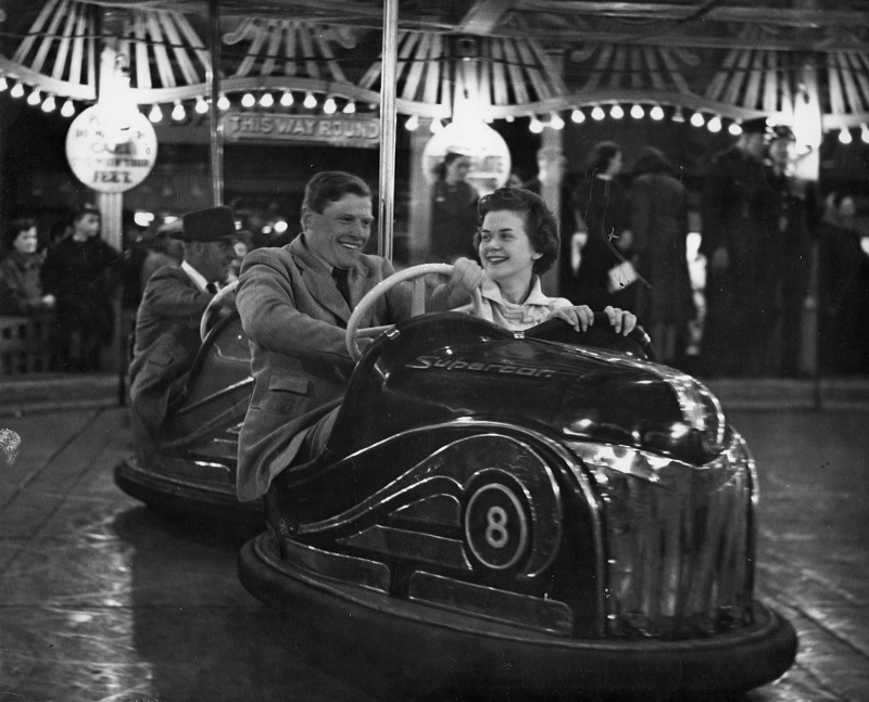 A couple enjoying Deakin’s Dodgems, 1950s
Image acknowledgement: Image courtesy of Herefordshire Life through a Lens and the Derek Evans Archive Studio