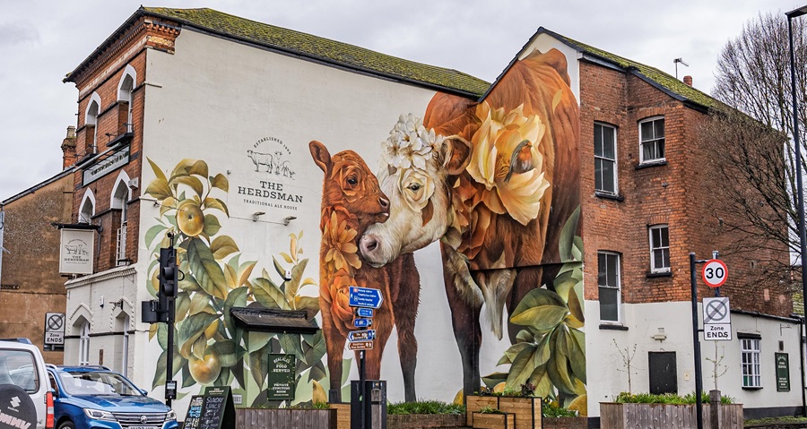 Curtis Hylton's mural 'Cattles and Apples' at The Herdsman