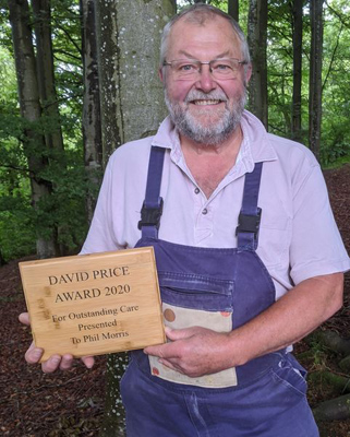 David Price Award winner 2020 Phil Morris with his award