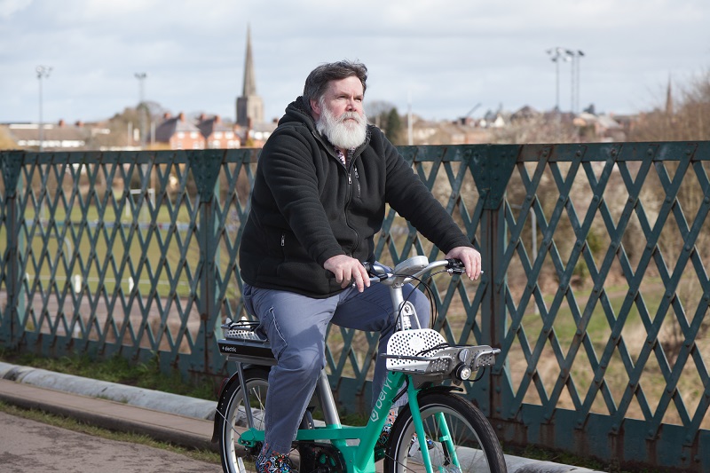 Cllr Harrington trying out the new Beryl e-bike