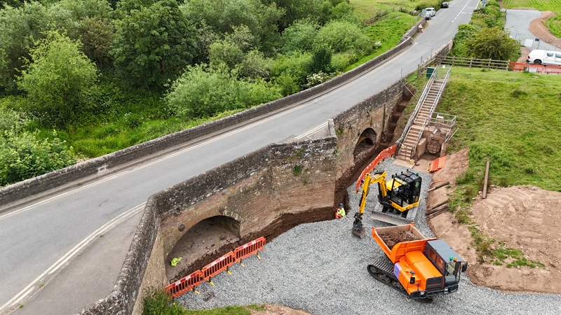 Mordiford bridge from above